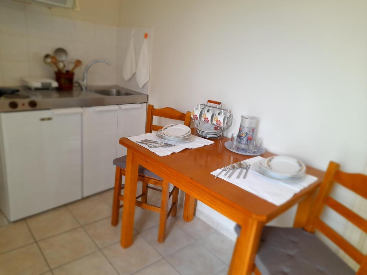 Irinis Apartment In Kalamáta Kültér fotó